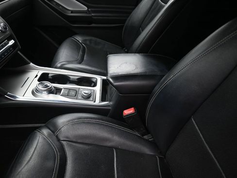 Used 2020 Ford Explorer ST w/ Premium Technology Package image 21