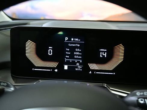 Used 2025 Kia Sorento S image 41