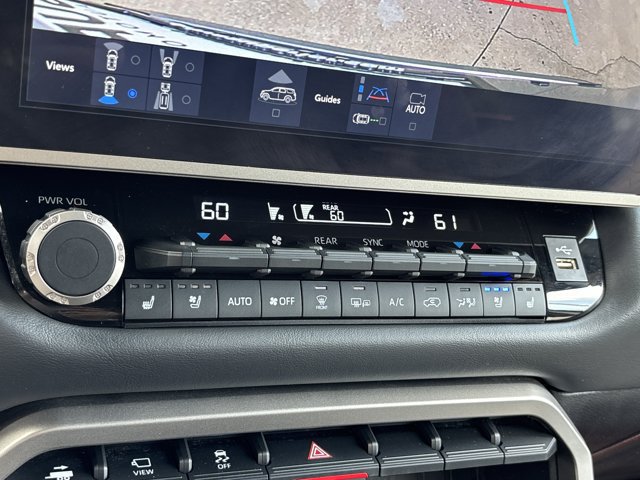 Used 2026 Toyota Sequoia Platinum AWD/4WD image 40
