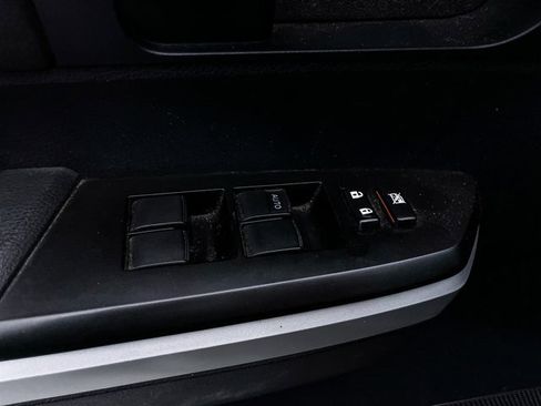 Used 2016 Toyota Tundra SR5 image 17