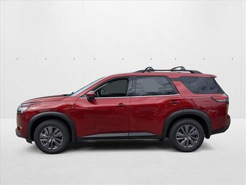 New 2025 Nissan Pathfinder SV image 5