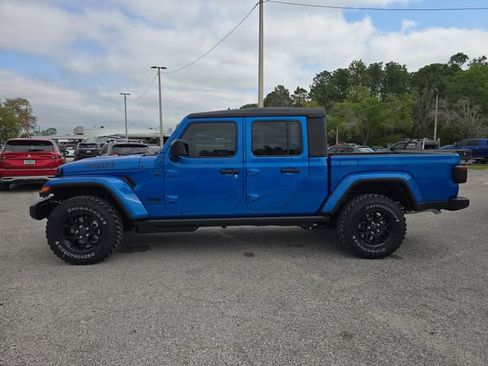 New 2026 Jeep Gladiator Willys AWD/4WD image 6