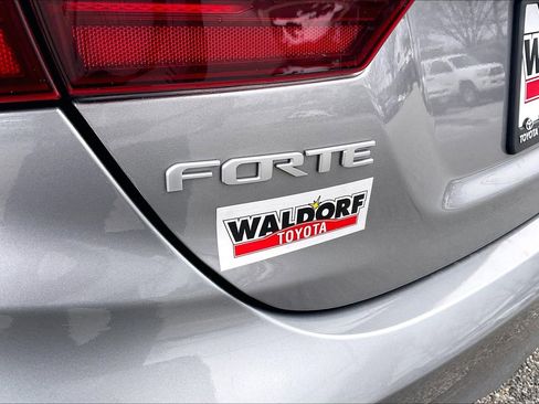 Used 2023 Kia Forte GT-Line w/ GT-Line Premium Package image 10