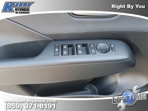 New 2026 Hyundai Kona SEL Premium AWD/4WD image 18