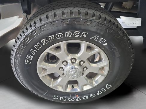 Used 2024 RAM 2500 Laramie w/ Safety Group AWD/4WD image 24