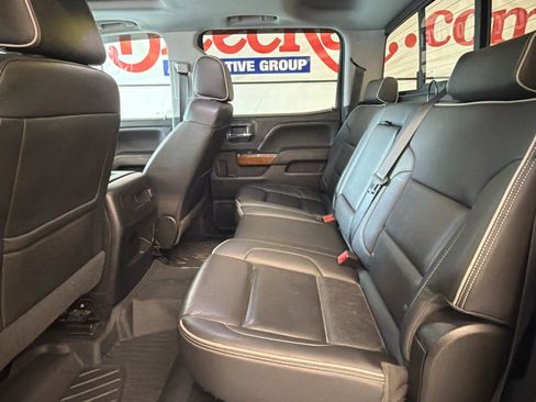 Used 2018 Chevrolet Silverado 1500 High Country AWD/4WD image 19