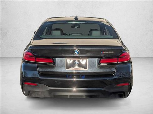 Used 2023 BMW M550i xDrive image 7