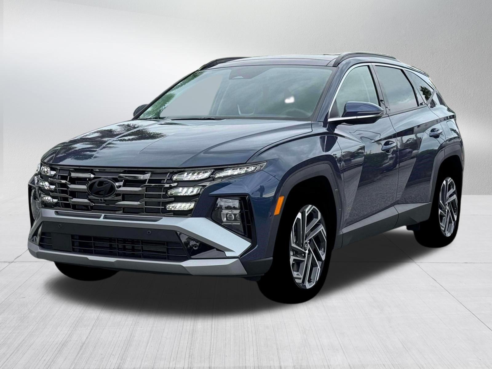 New 2026 Hyundai Tucson Limited AWD/4WD image 1