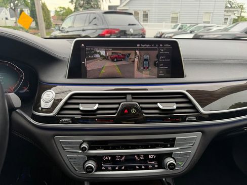 Used 2020 BMW 750i xDrive AWD/4WD image 20