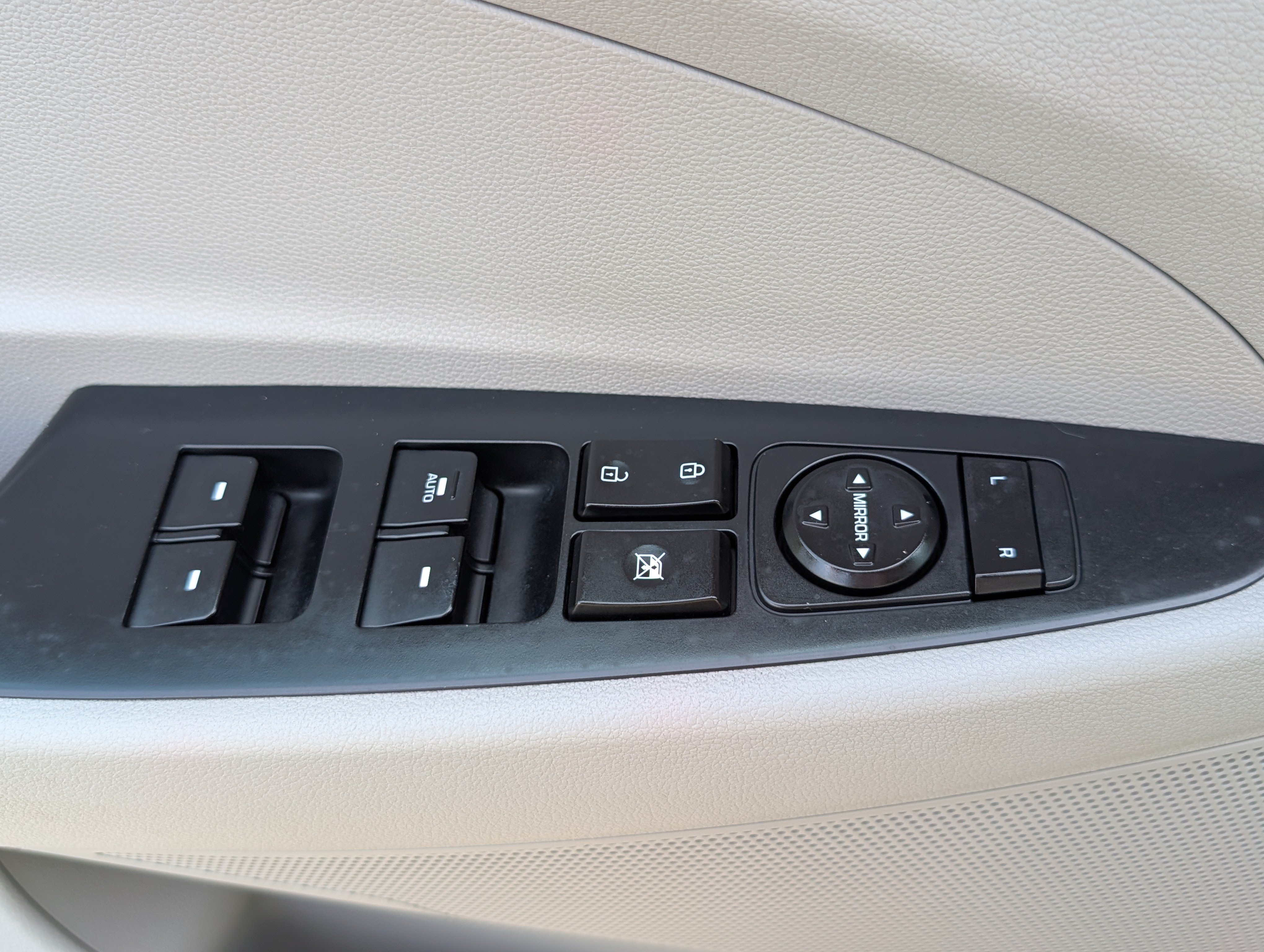 Used 2019 Hyundai Tucson Value AWD/4WD image 17