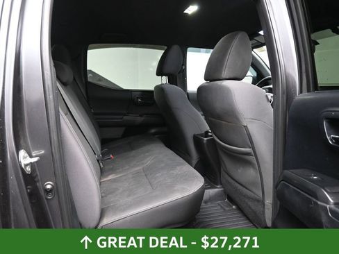 Used 2016 Toyota Tacoma TRD Sport w/ Towing Package AWD/4WD image 23