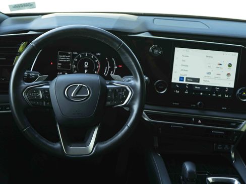 Used 2024 Lexus RX 350 FWD w/ Technology Package image 19