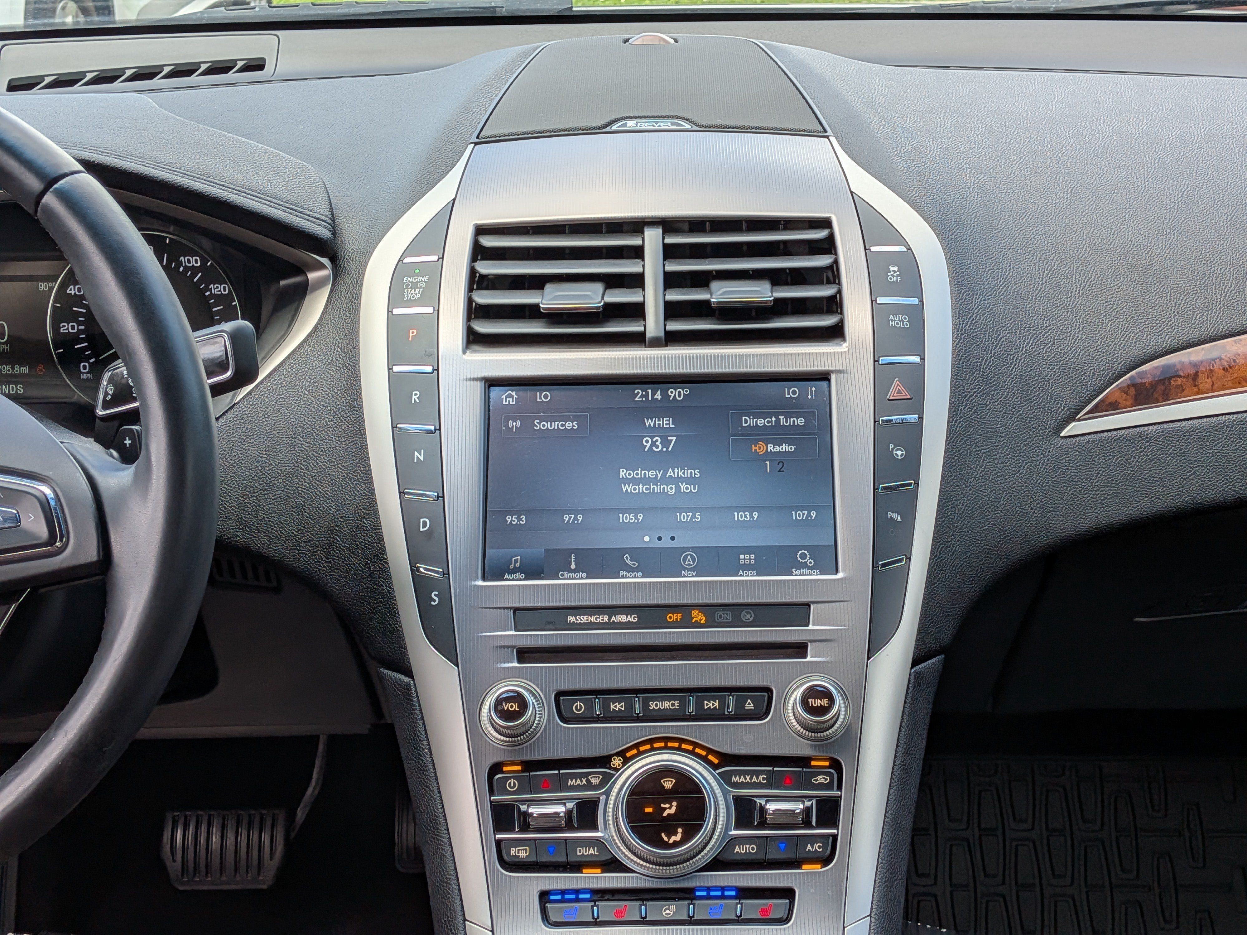 Used 2020 Lincoln MKZ Reserve w/ Elements Package FWD image 19