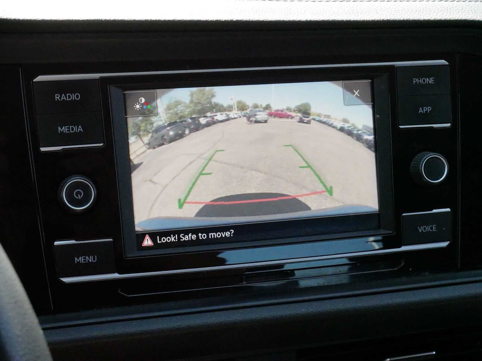 Certified 2020 Volkswagen Jetta S FWD image 28