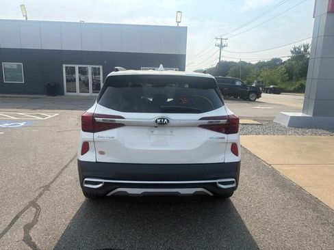 Used 2021 Kia Seltos SX w/ SX Sunroof Package AWD/4WD image 6