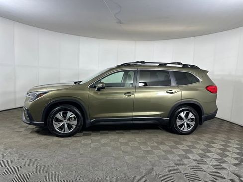 Used 2023 Subaru Ascent Premium w/ Convenience Package AWD/4WD image 6