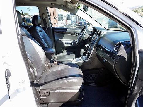 Used 2013 Chevrolet Captiva Sport LTZ image 12