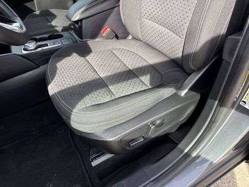 Used 2023 Ford Escape Active image 19