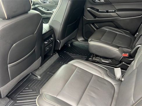Used 2023 Chevrolet Traverse Premier w/ Redline Edition image 14