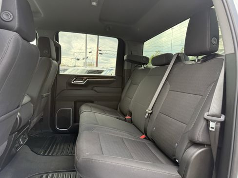 Used 2025 Chevrolet Silverado 2500 LT w/ Convenience Package AWD/4WD image 15