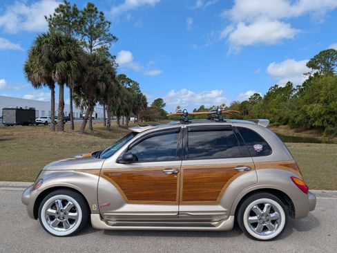 Used 2004 Chrysler PT Cruiser Limited image 9