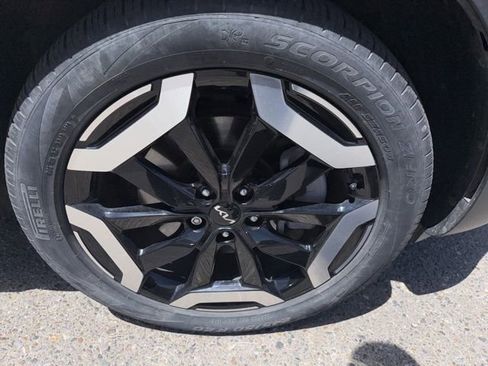 Used 2024 Kia Telluride S w/ S Sunroof Package AWD/4WD image 4