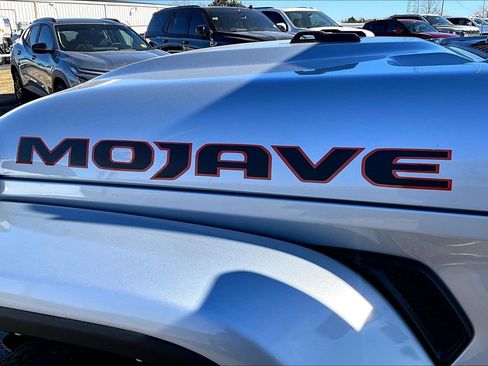 Used 2022 Jeep Gladiator Mojave w/ Trailer Tow Package image 32