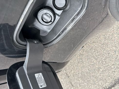 New 2026 GMC Sierra 1500 AT4 w/ Technology Package image 10