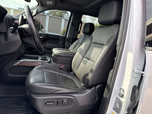 Used 2020 GMC Sierra 3500 Denali w/ Denali Ultimate Package image 16