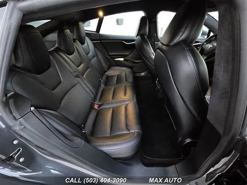 Used 2021 Tesla Model S Long Range Plus image 18