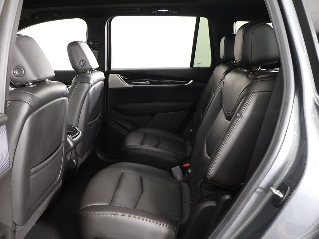 Used 2021 Cadillac XT6 Premium Luxury FWD image 36