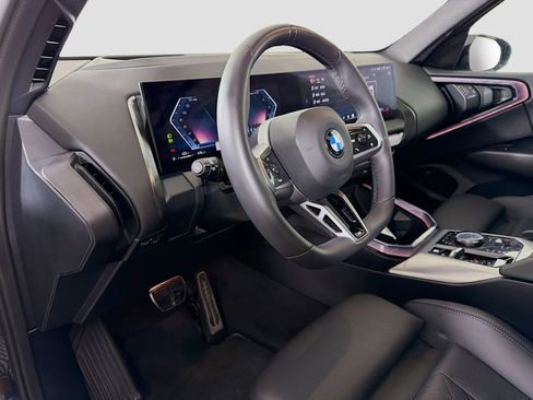 Used 2025 BMW X3 xDrive30i w/ Premium Package image 10