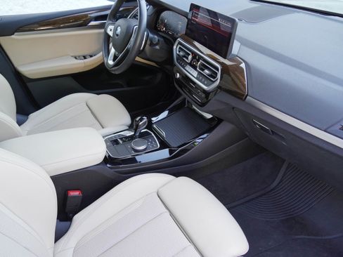 Used 2023 BMW X3 sDrive30i w/ Premium Package w/ZPA RWD image 11