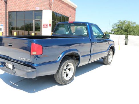 Used 2003 Chevrolet S10 Pickup LS RWD image 70