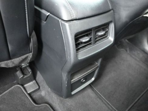 Used 2024 Ford Edge SEL image 29