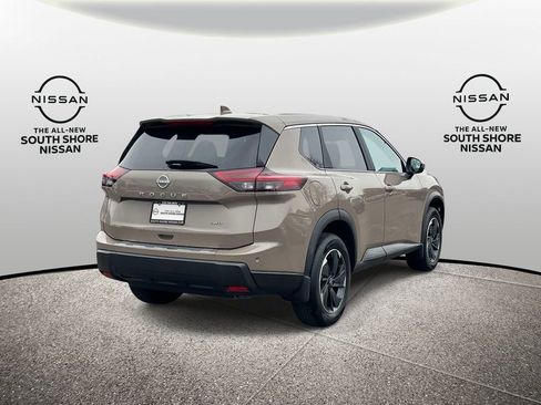 Used 2025 Nissan Rogue SV image 8