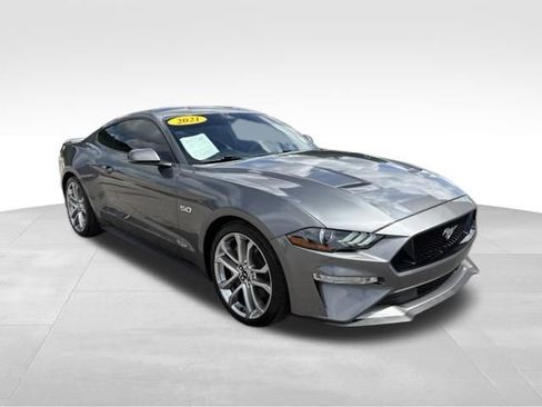 Used 2021 Ford Mustang GT Premium w/ Equipment Group 401A RWD image 8