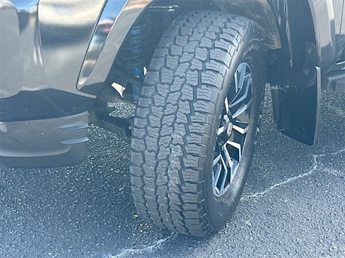 Used 2023 Toyota Tacoma TRD Sport image 25