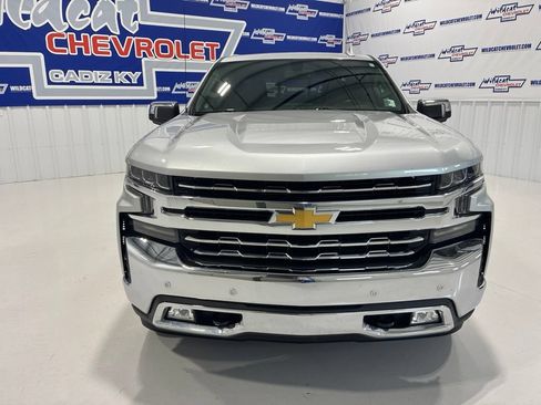 Used 2021 Chevrolet Silverado 1500 LTZ AWD/4WD image 9