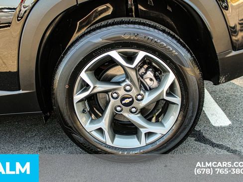 Used 2024 Chevrolet Trax LT image 16