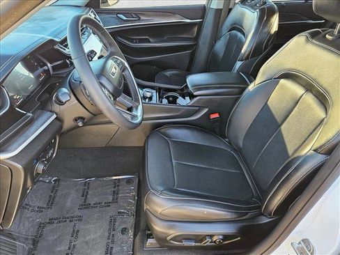 Used 2022 Jeep Grand Cherokee Limited 4xe w/ Luxury Tech Group II image 15