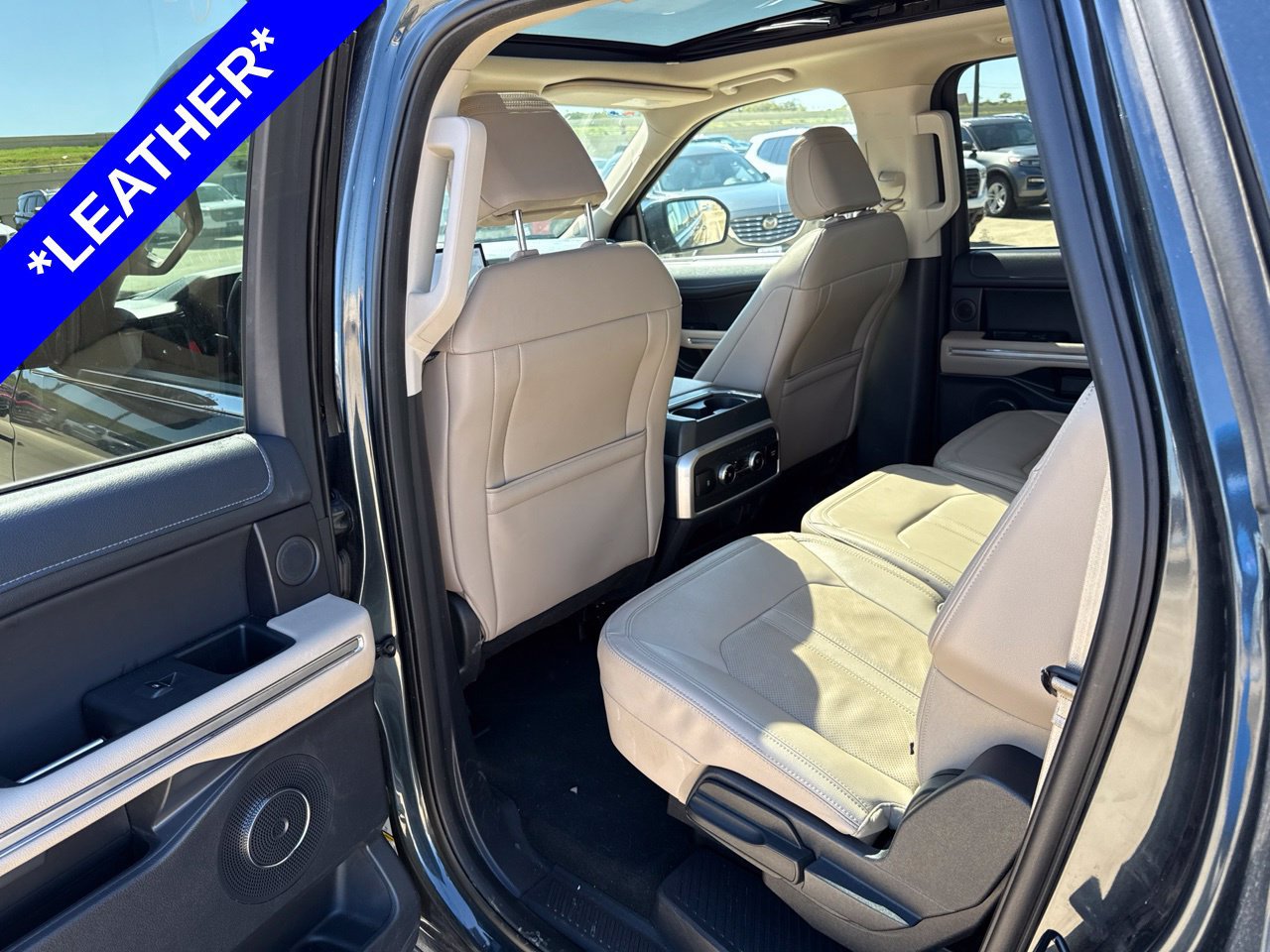 Used 2024 Ford Expedition Max Limited RWD image 8