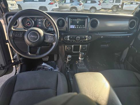 Used 2022 Jeep Wrangler Unlimited Sport image 22