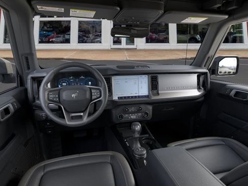 New 2026 Ford Bronco Outer Banks image 9