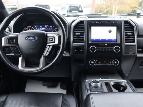 Used 2021 Ford Expedition XLT image 13