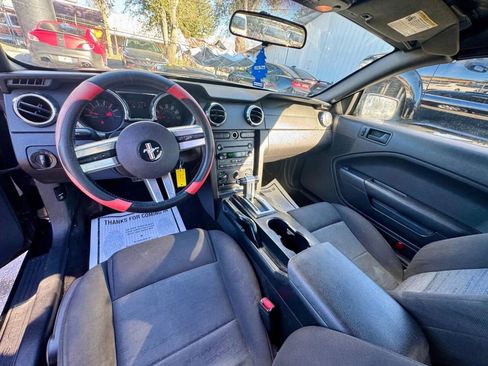 Used 2007 Ford Mustang Premium image 17