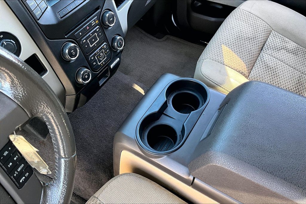 Used 2013 Ford F150 XLT w/ Mid Equipment Group RWD image 11
