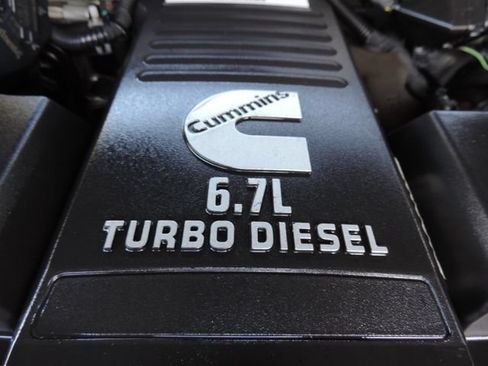 Used 2019 RAM 2500 Laramie AWD/4WD image 27