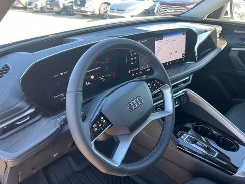 New 2025 Audi Q5 Premium Plus AWD/4WD image 13