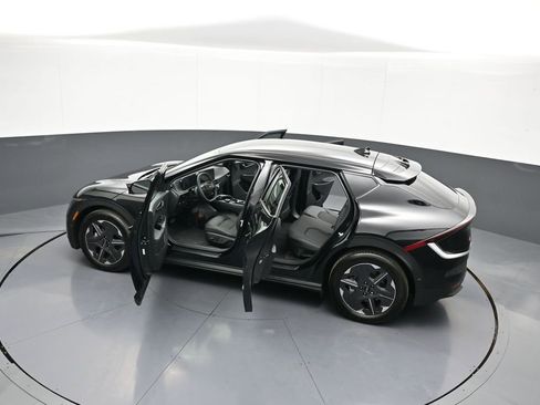 New 2025 Kia EV6 Light w/ Light LR Technology Package image 43